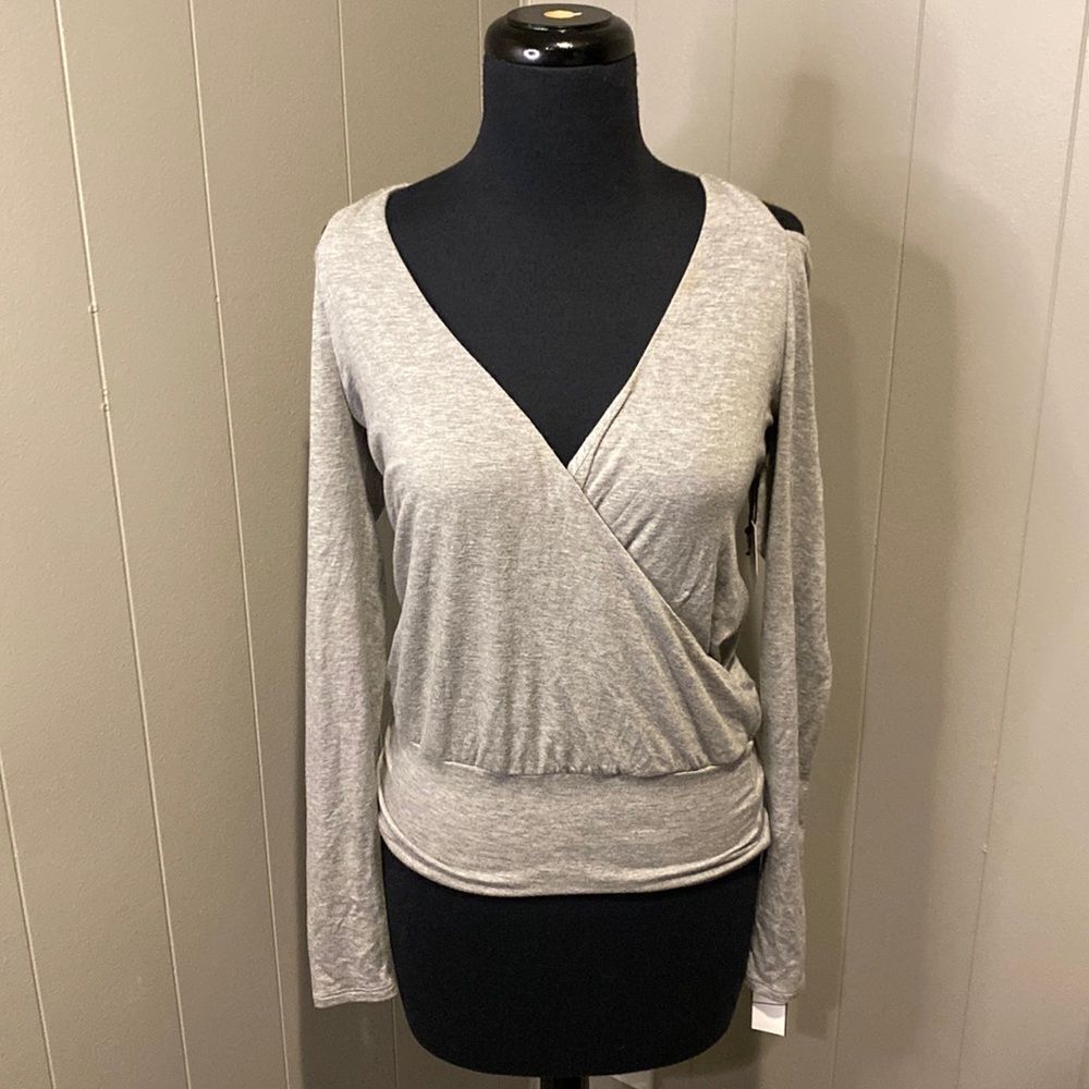 Bailey/44 Extra Small Grey long Sleeve Chest Cutout Back Shoulder Wrap Elastic